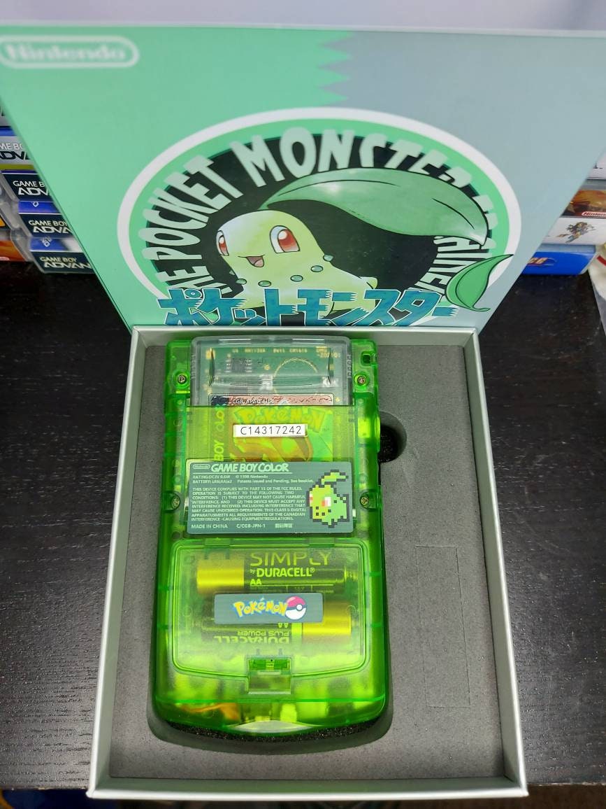 Chikorita GBC Custom UV Printed Shells Matching Box