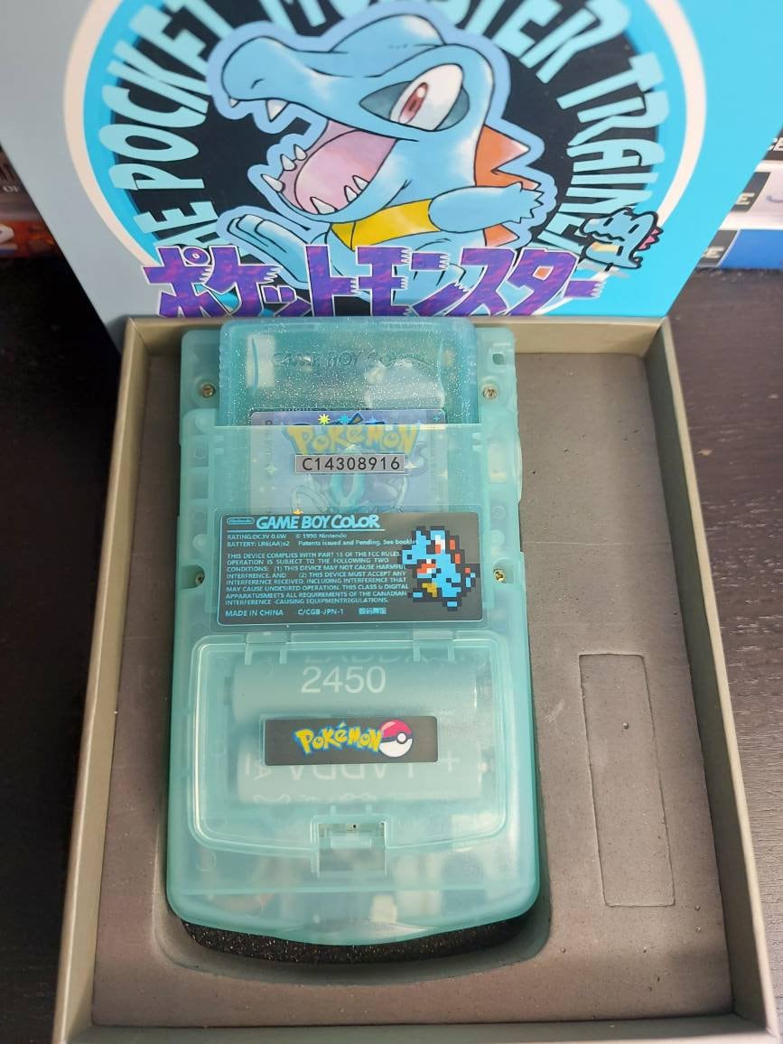 Totodile GBC Custom UV Printed Shells Matching Box